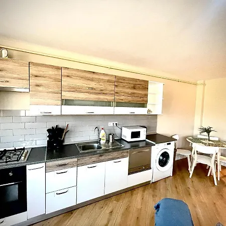 Apartment Mio Silver