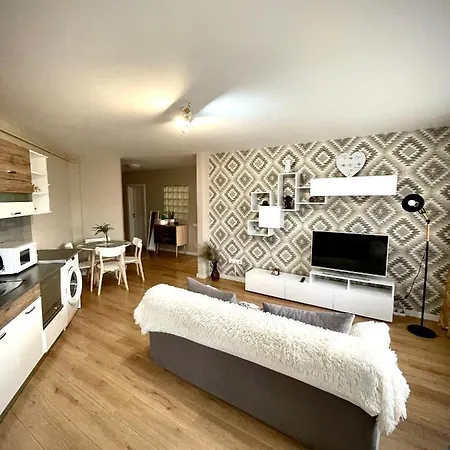 Mio Silver Apartment